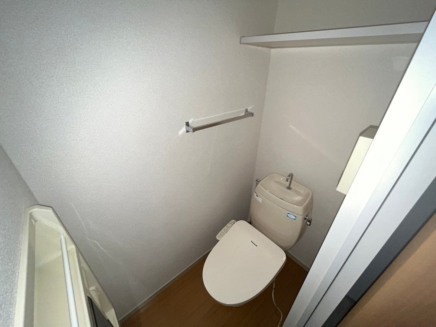 トイレ　※別部屋の写真です。