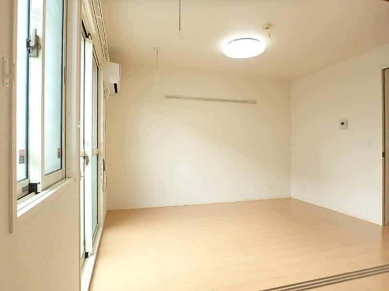 居室・リビング　図面と現状に相違がある場合には現状を優先