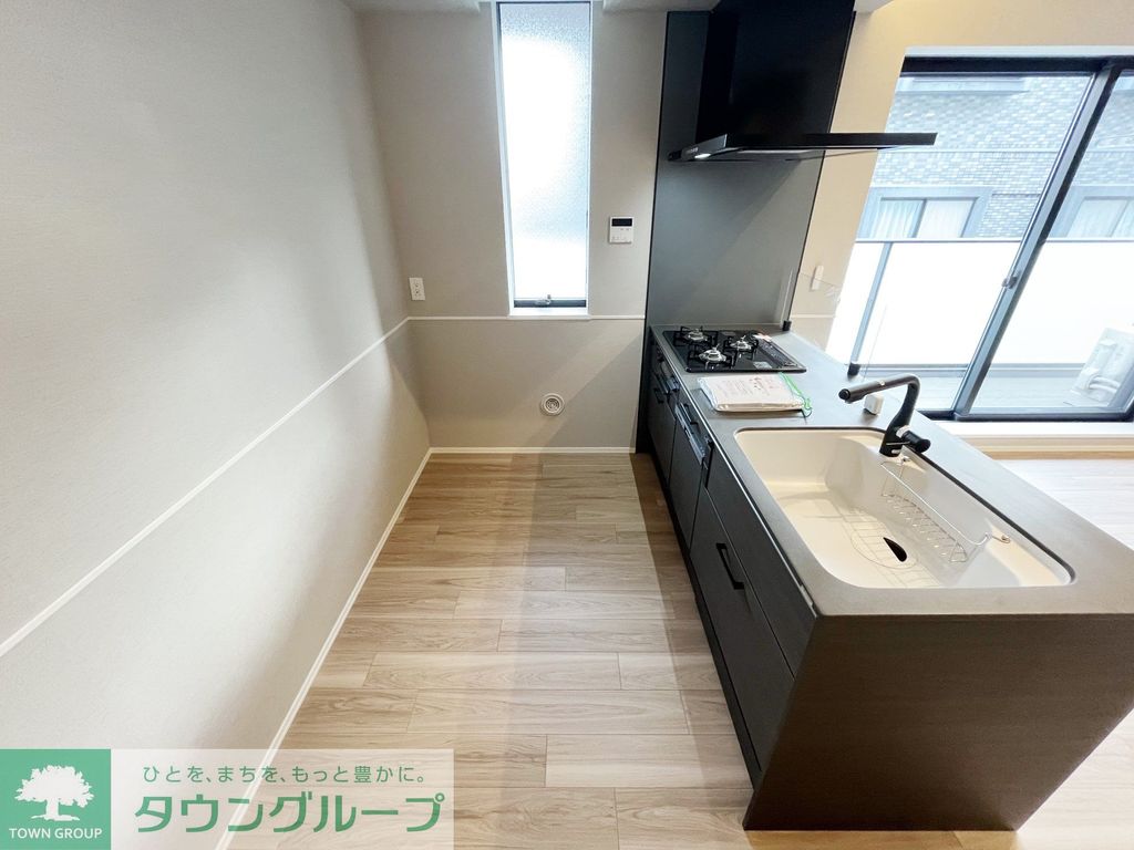 キッチン　バルコニー