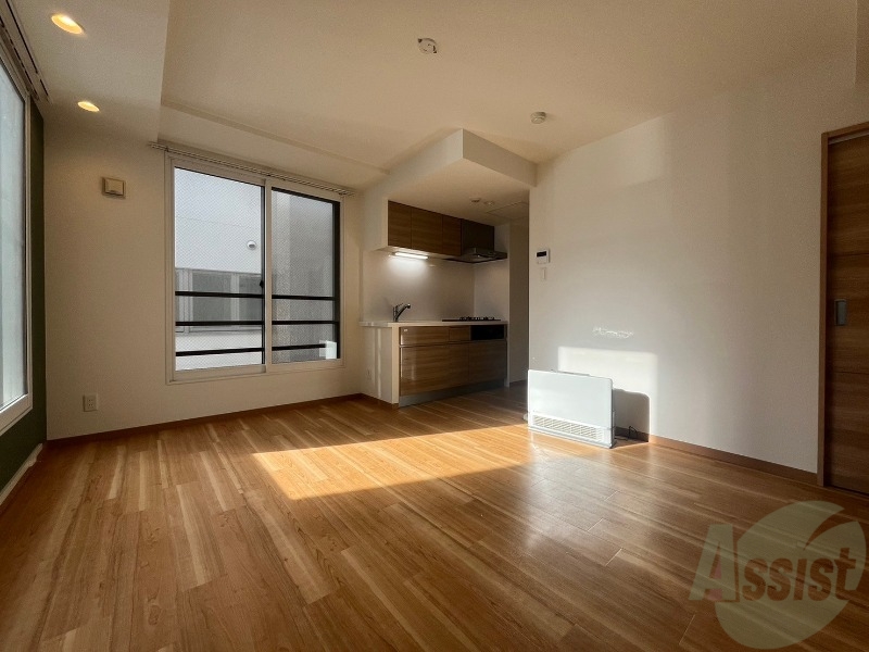 居室・リビング　広くてキレイなお部屋が広がっていて、充実した生活が送れそう。