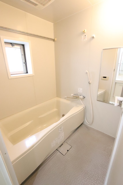 バス・シャワールーム　【参考写真】ゆったりバスルーム