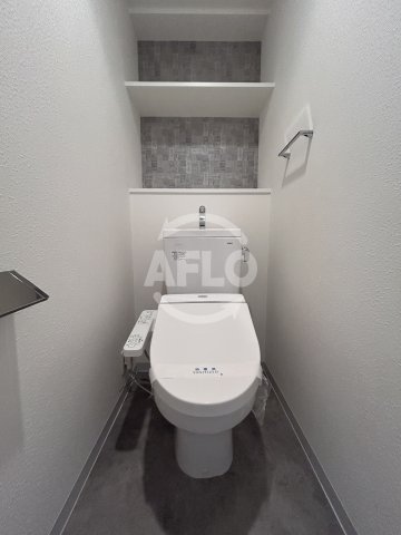 トイレ　S-RESIDENCE江坂Eminence　トイレ