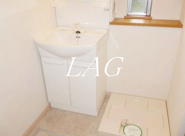 洗面設備　洗面台です。