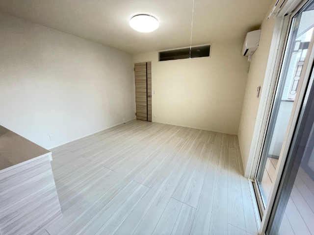 居室・リビング　１２．７帖のリビングです