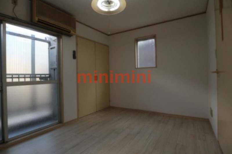 収納　シャワールーム