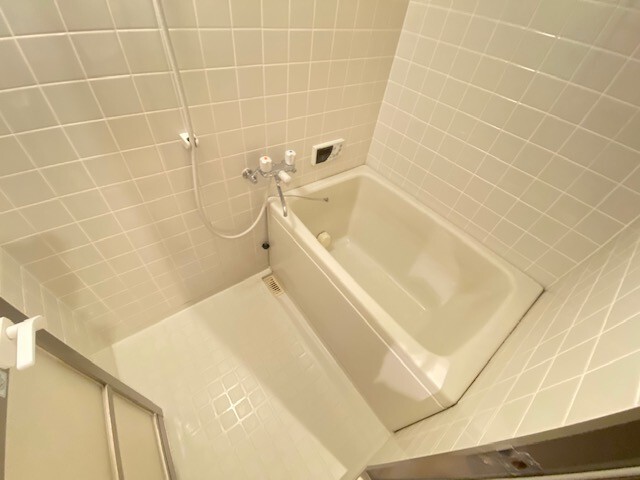 バス・シャワールーム　バスルーム