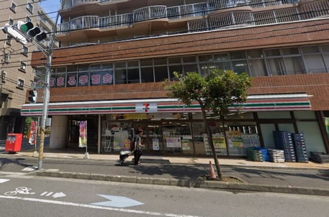 コンビニ　セブン－イレブン　船橋印内町店（コンビニ）まで111m