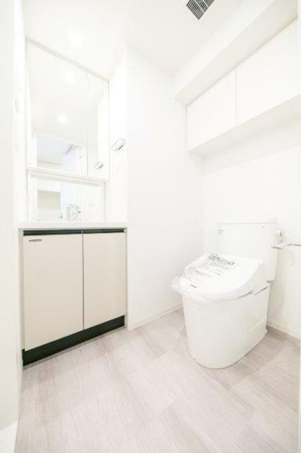 洗面設備　※写真は同タイプ住戸です。