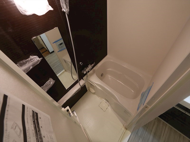 バス・シャワールーム　浴室暖房乾燥機付　追い焚き・オートバス機能付お風呂