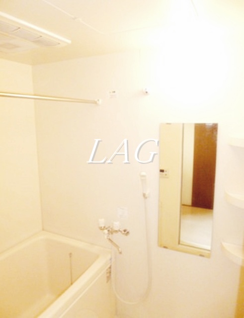 バス・シャワールーム　お風呂です。