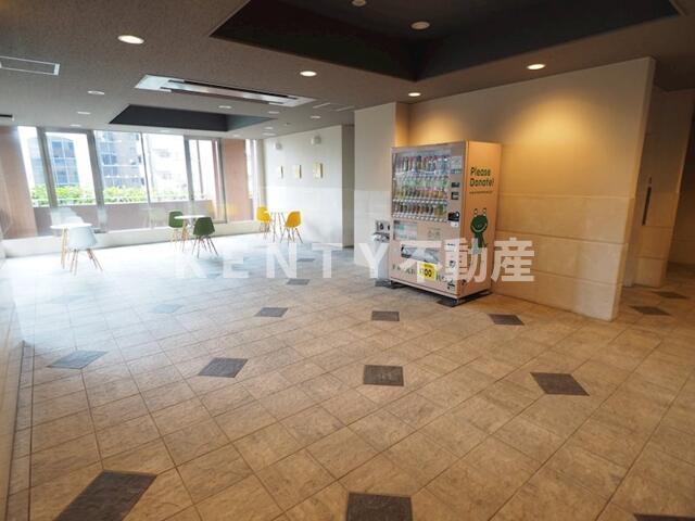 ロビー　建物の内部です