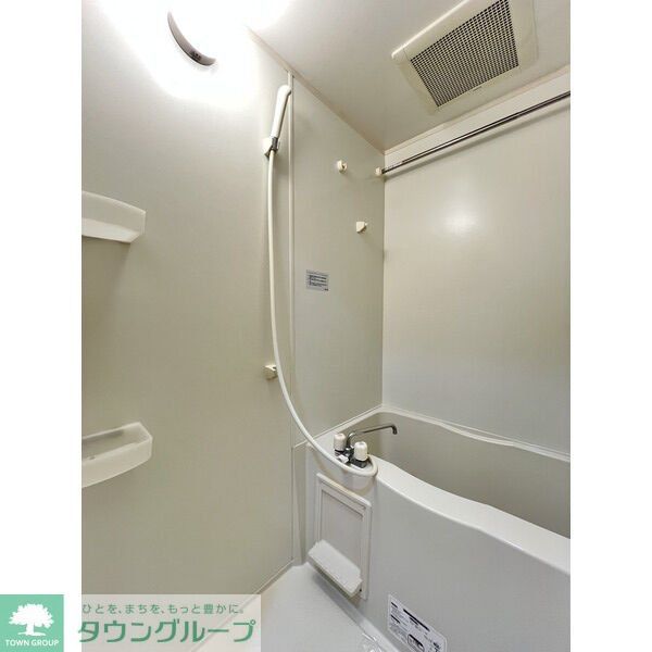 バス・シャワールーム　バス