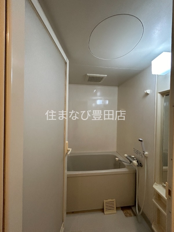 バス・シャワールーム　同型タイプ