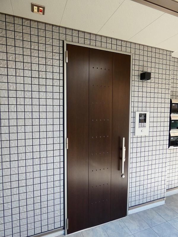 エントランス　毎日通るエントランス♪