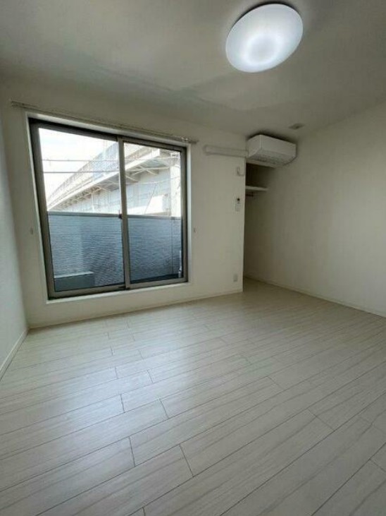 居室・リビング　きれいなリビング！