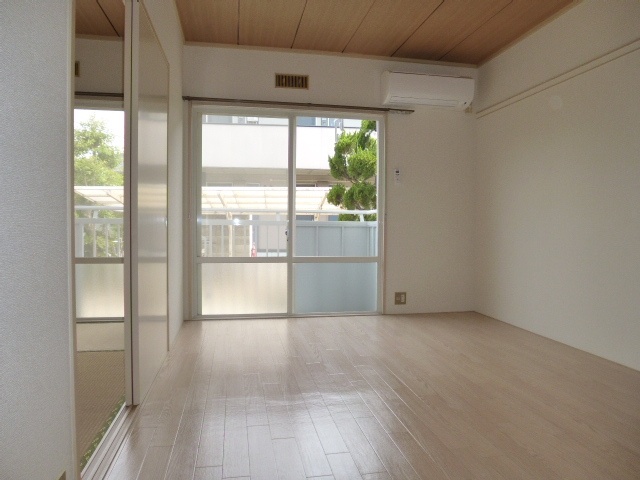 居室・リビング　洋室