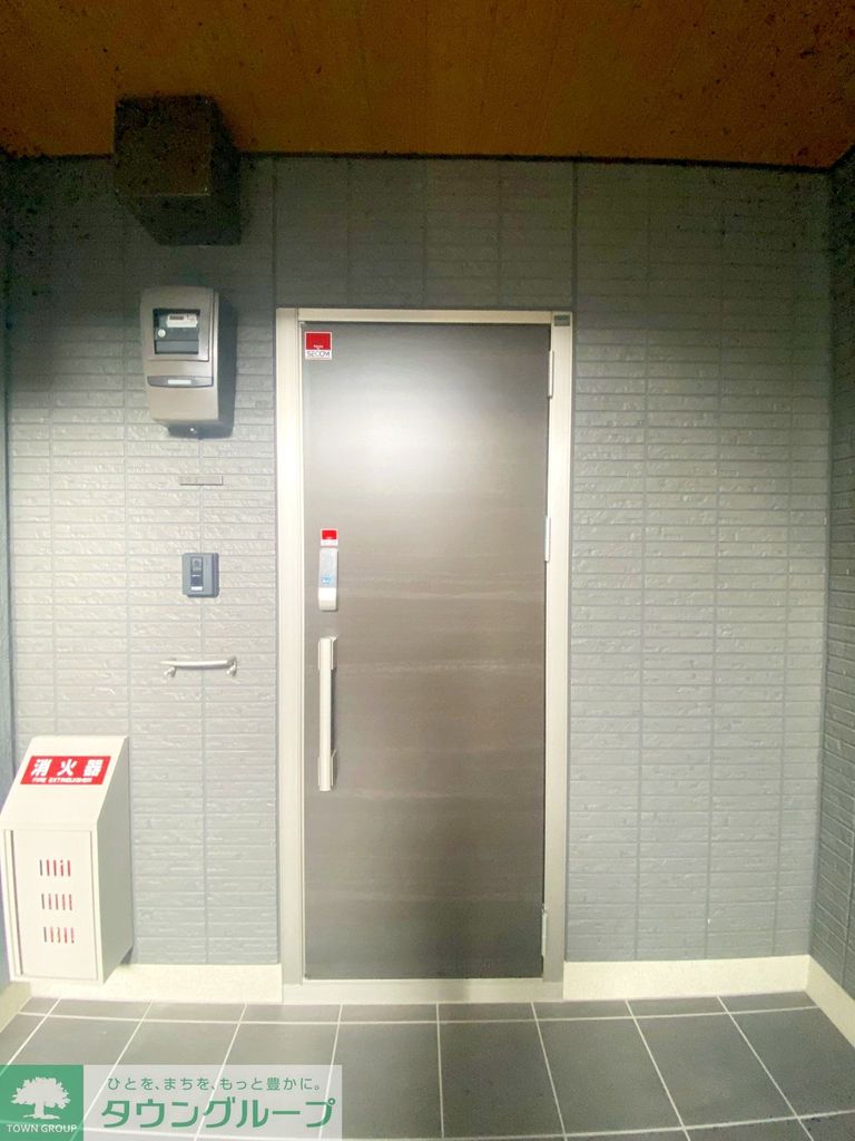 エントランス　エントランス