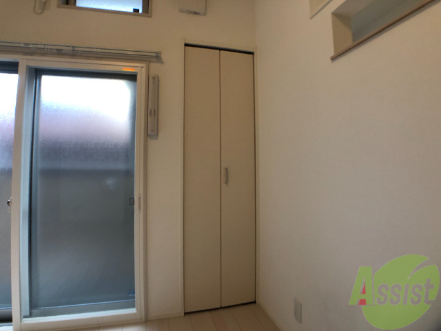 収納　クローゼット。荷物がたくさんあっても問題ないですね。