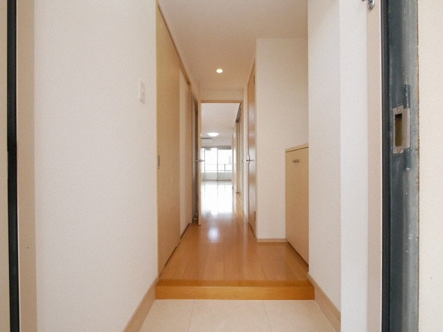 玄関　明るい玄関です