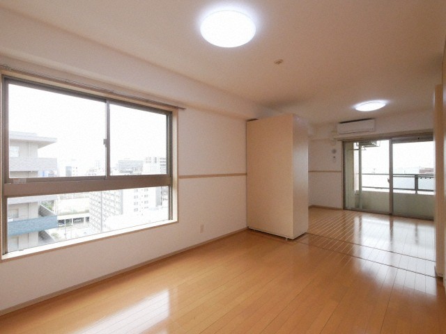 居室・リビング　居間です