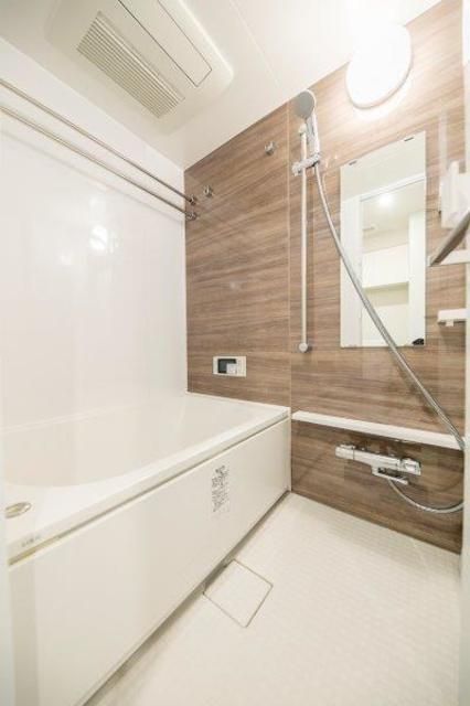 バス・シャワールーム　別部屋参考写真