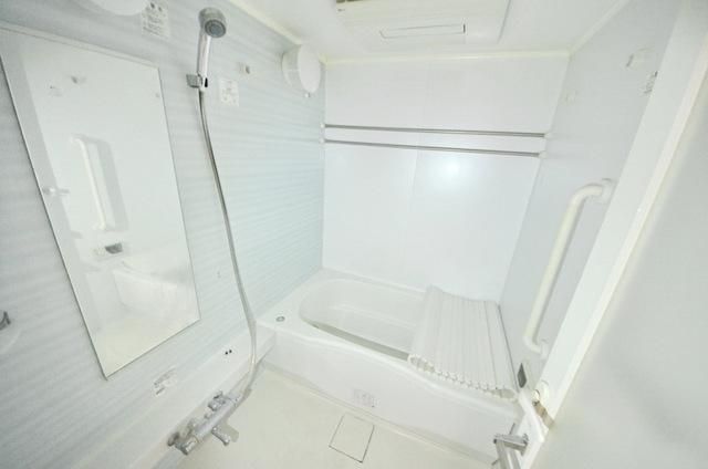 バス・シャワールーム　＊同じマンションの同じ間取りの別部屋イメージ画像です。