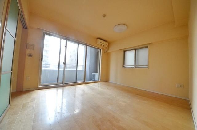 居室・リビング　＊同じマンションの同じ間取りの別部屋イメージ画像です。