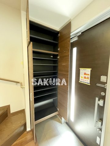 玄関　大容量のシューズボックス♪