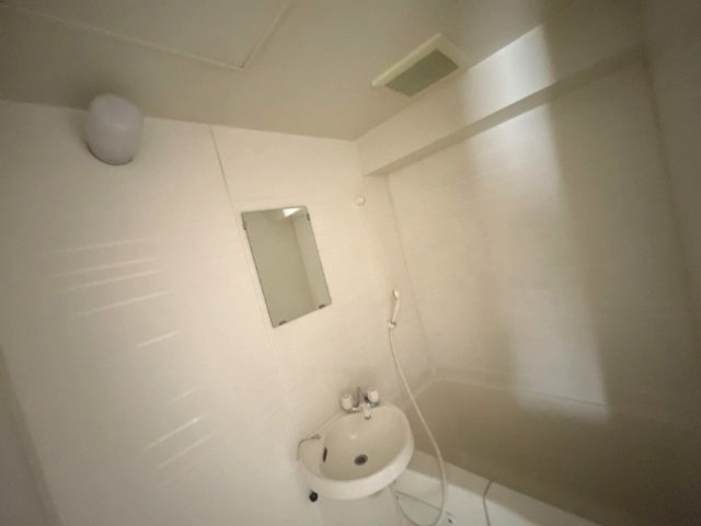 洗面設備　※同物件、別部屋の写真です。 参考としてご覧ください。