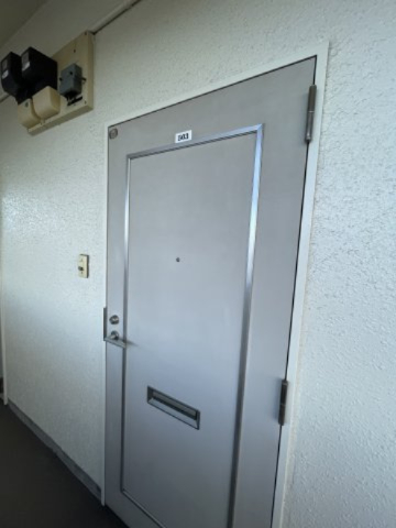 玄関　※同物件、別部屋の写真です。 参考としてご覧ください。