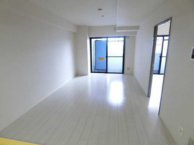 居室・リビング　リビング広い