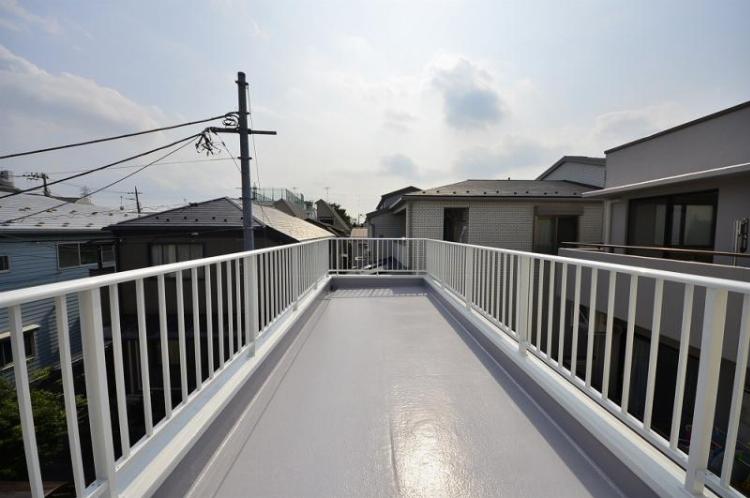 バルコニー　バルコニー