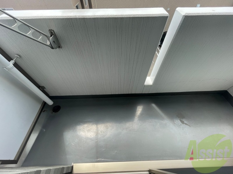 バルコニー　バルコニーです。洗濯物を干したり一息ついたりできますね！