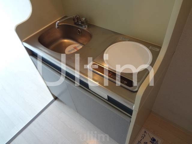 キッチン　別室の画像です　参考までに