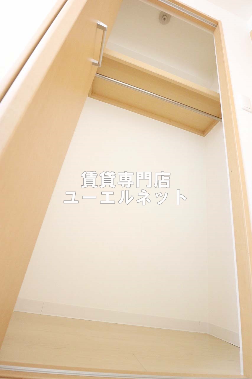 収納　クローゼット付きでお部屋もスッキリ♪