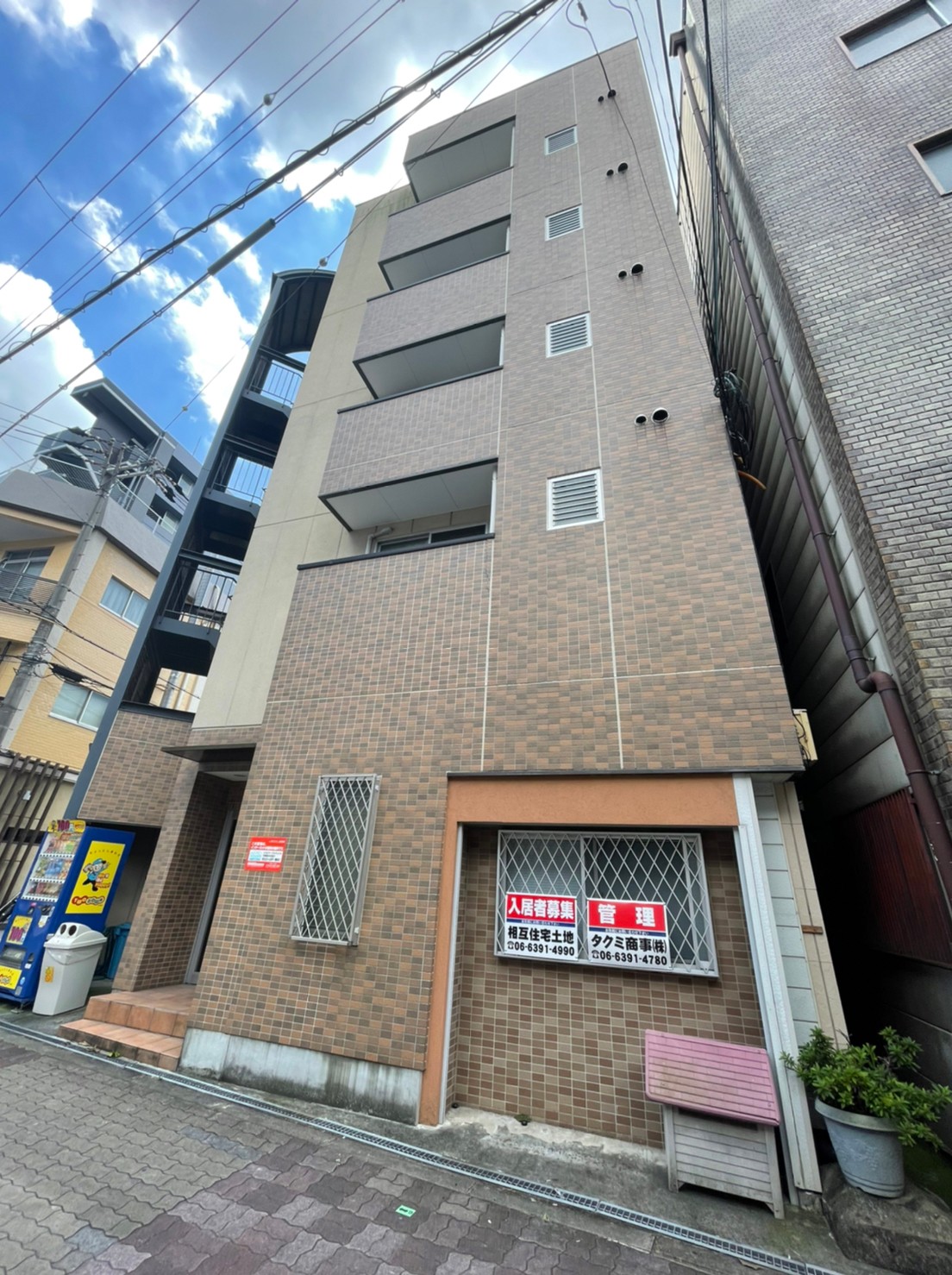 建物外観