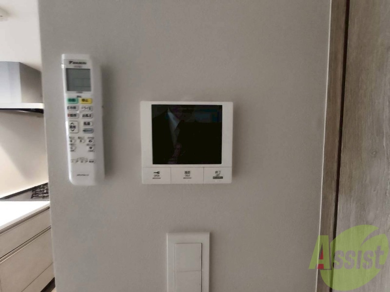 セキュリティ　ＴＶモニター付インターホンです。来客者の顔が見えるので安心！