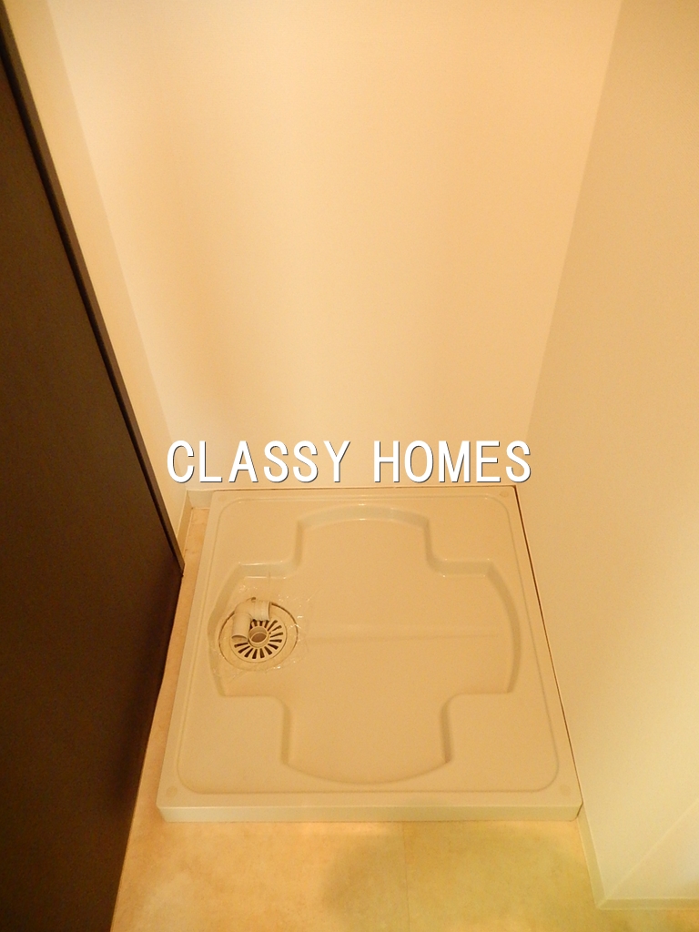 その他設備　2007年竣工エステムプラザ品川サウスヒルズ：洗濯機置き場