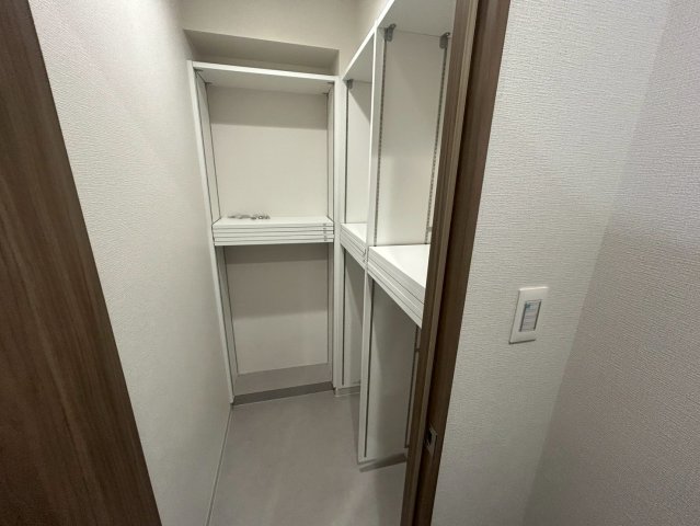 玄関　エスリア大須