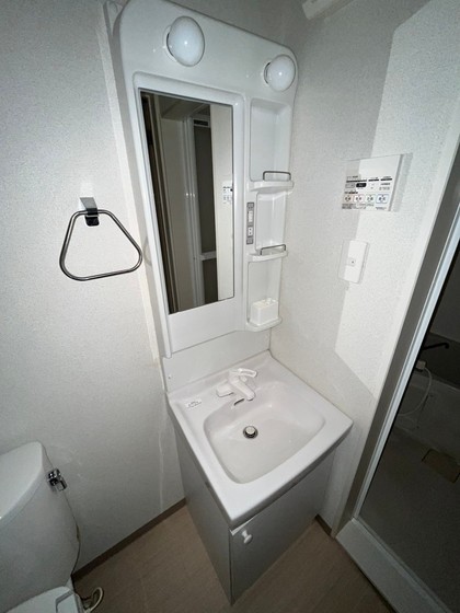 洗面設備　※別部屋の写真です