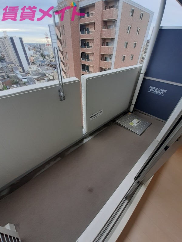バルコニー　同物件別部屋の写真