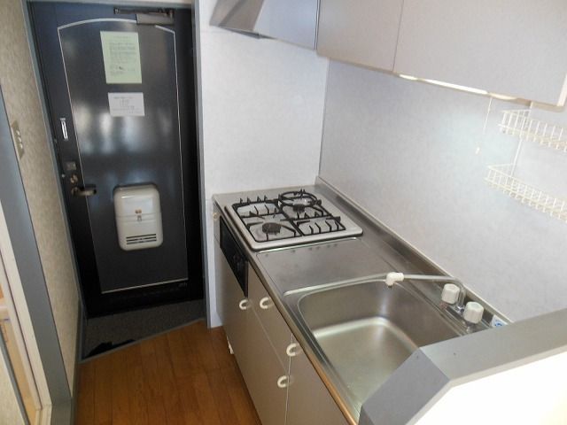 その他設備　【キッチン】写真は１０６の物です