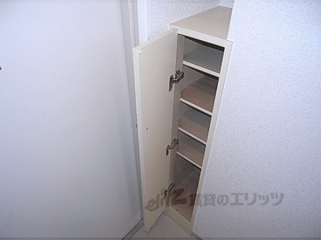 収納　下駄箱
