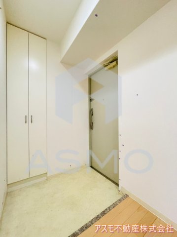 玄関　同マンション別部屋　参考写真