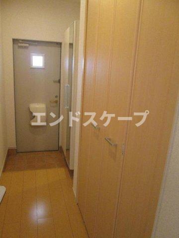 玄関　高崎、前橋のお部屋探しはエンドスケープまで！お客様の理想お聞
