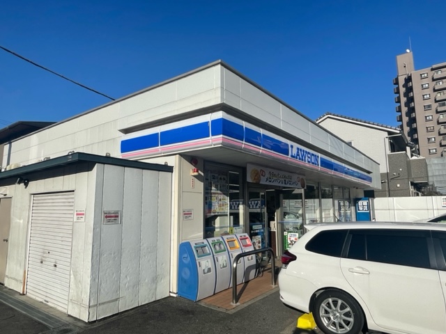コンビニ　ローソン 藤成通二丁目店（コンビニ）まで465m