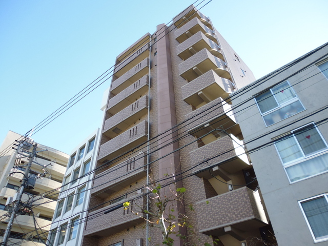 建物外観　9階建てのマンションです！