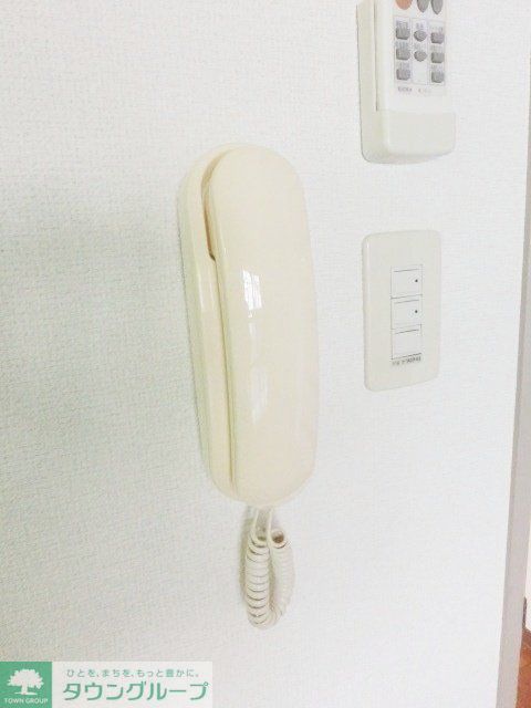 セキュリティ　インターホンあり