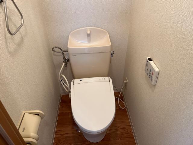 トイレ　シャワー付トイレ