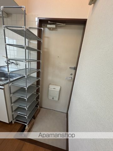 ひまわりハイツの玄関写真